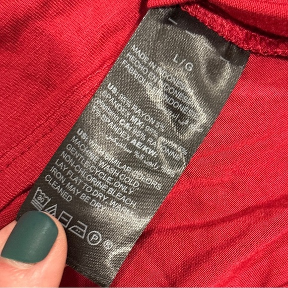 White House black market Burgundy long sleeve NWT woman’s size large - Picture 6 of 12